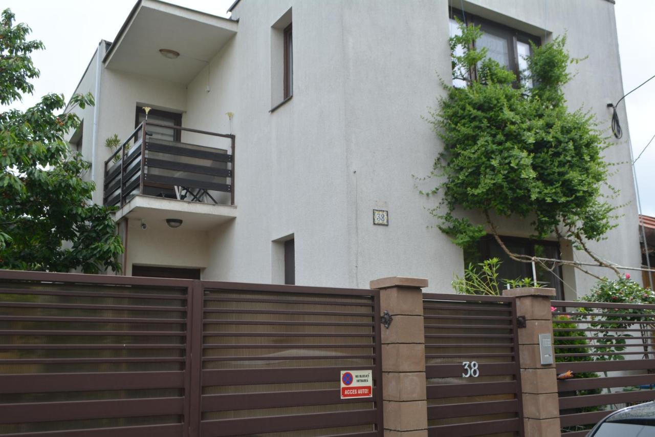 Apartment 38 Silviu Bucharest