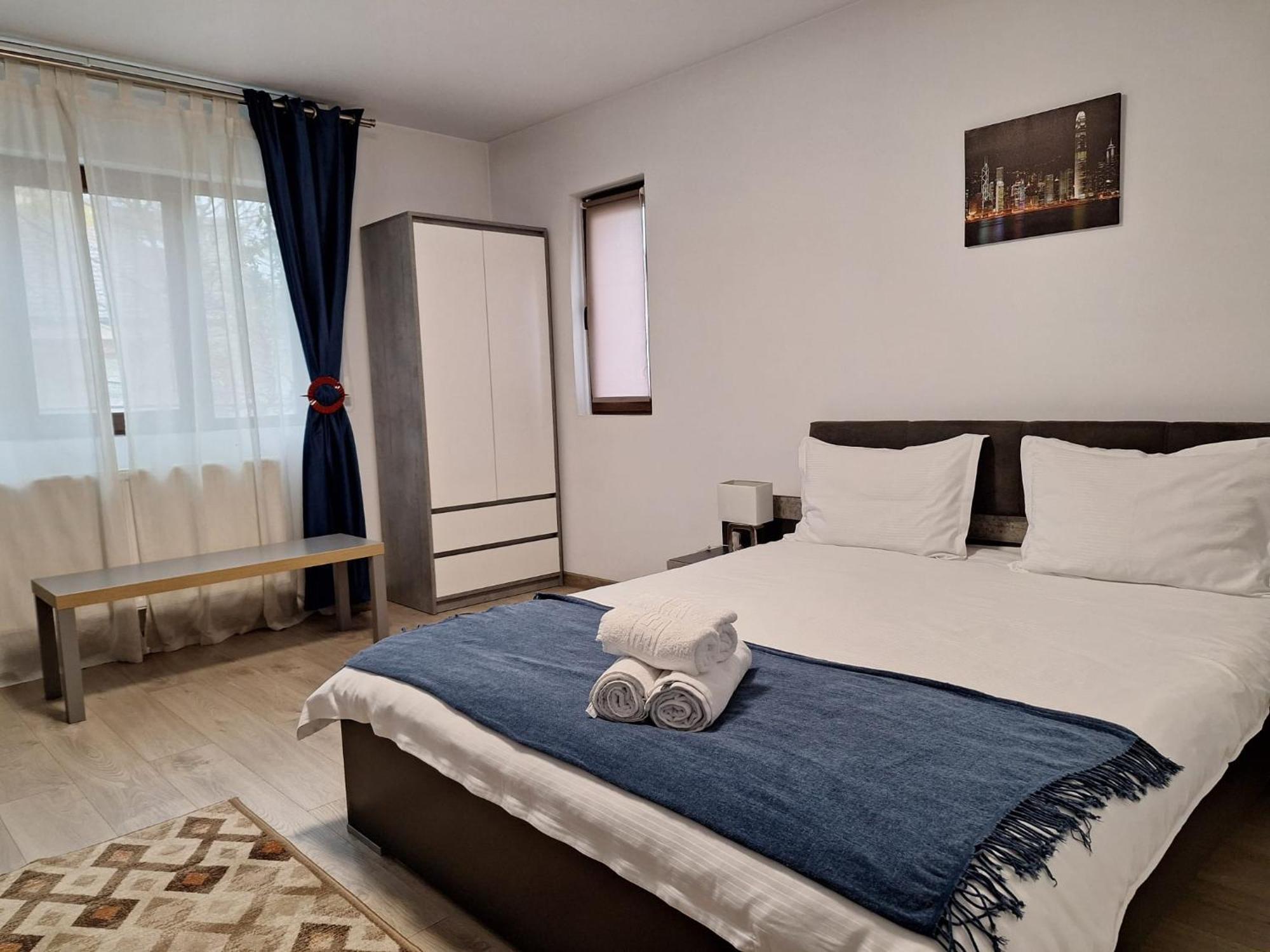 38 Silviu Apartment